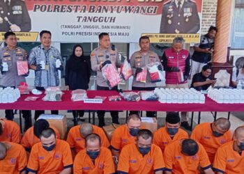 Operasi Tumpas Narkoba Semeru 2025, Polresta Banyuwangi Bekuk 43 Pengedar Narkoba dan Okerbaya 1 Operasi Tumpas Narkoba Semeru 2025, Polresta Banyuwangi Bekuk 43 Pengedar Narkoba dan Okerbaya