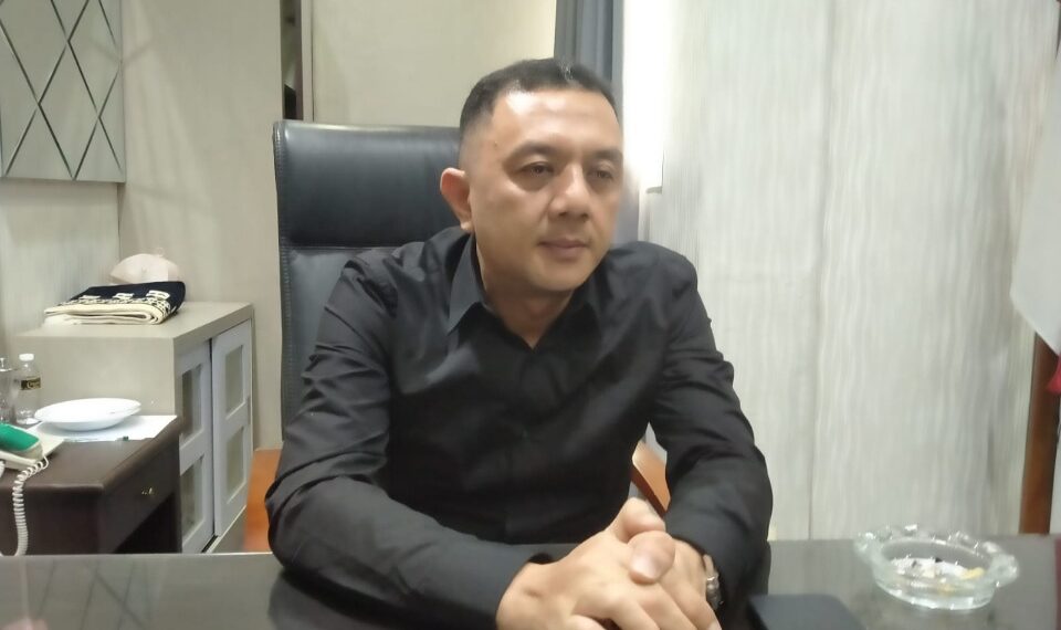 Deni Wicaksono pimpinan DPRD Jatim