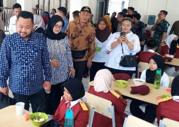 Visitasi ke Sekolah Rakyat Terintegrasi 45 Semarang Bersama Sekjen Kemensos, Ini yang Akan Dilakukan Bupati Gresik