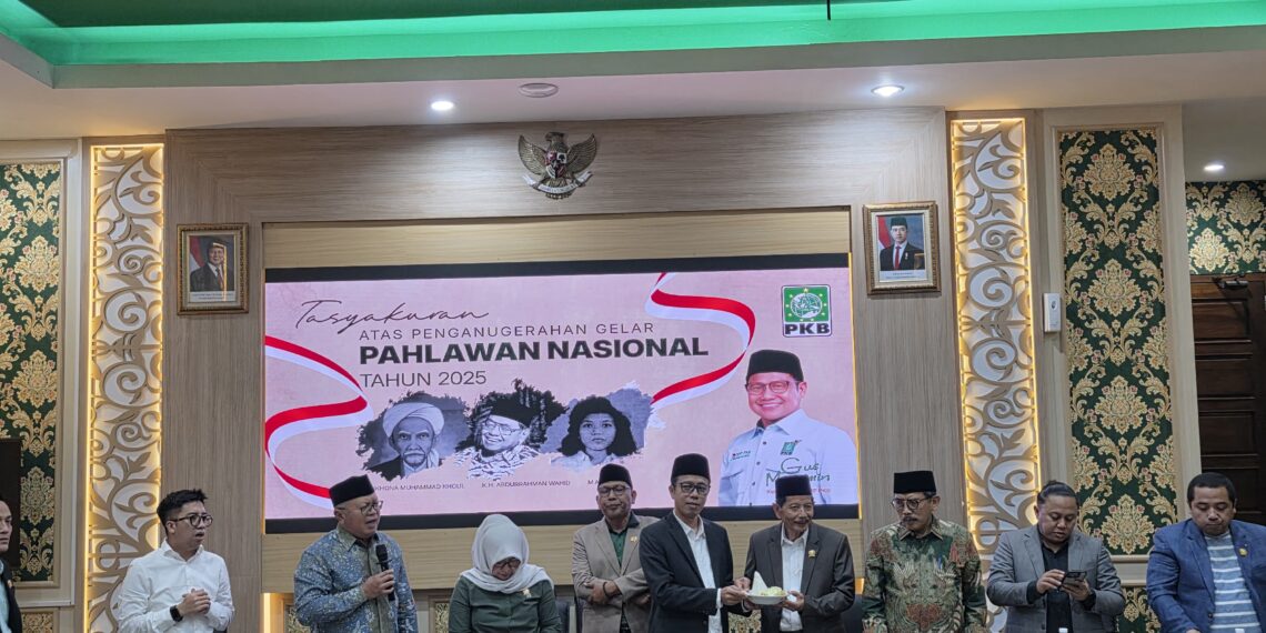 Fraksi PKB DPRD Jatim saat gelar syukuran

SURABAYA l bidik.news – Rasa