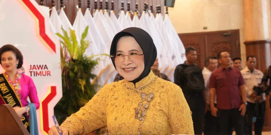 ketua Fraksi PDIP DPRD Jatim Wara Reni Sundari Pramana