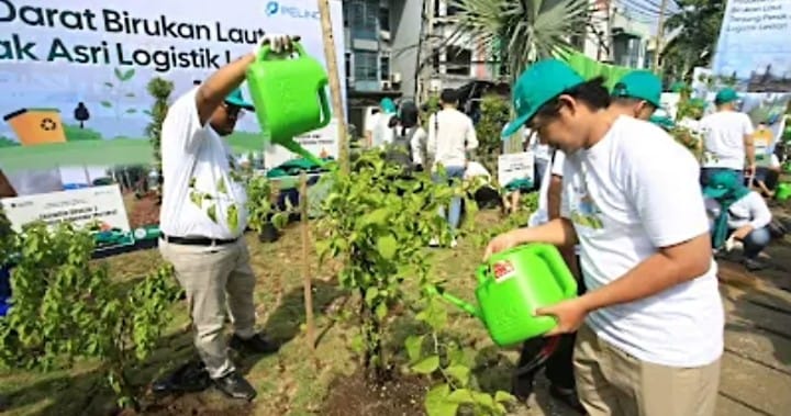 Pelindo Tanam 5.000 Pohon, Sulap Kawasan Kumuh jadi Hijau & Tertata di Pelabuhan Tanjung Perak 1 Kegiatan pengamanan terpadu kawasan Pelabuhan Tanjung Perak Surabaya. (foto: ist)