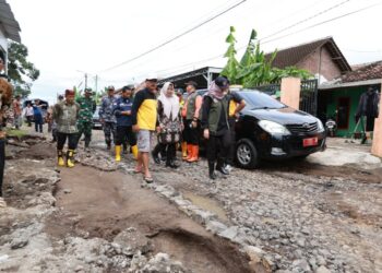 Curah Hujan Tinggi, Bupati Ipuk Instruksikan Sisir dan Bersihkan Drainase Tersumbat