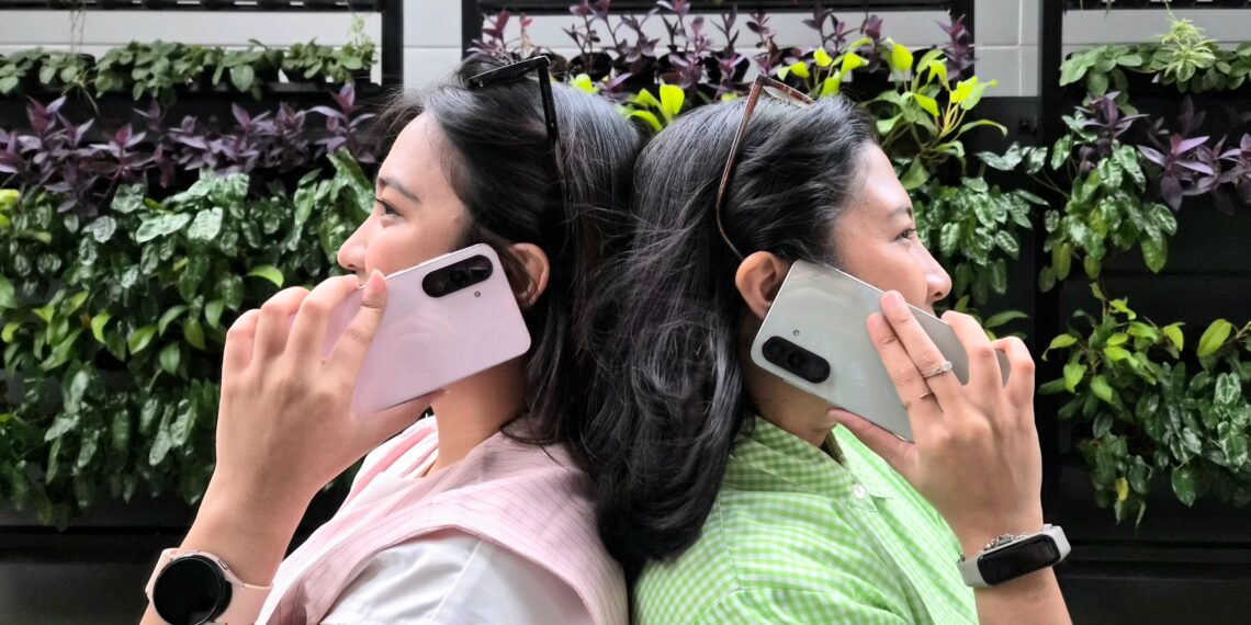 Ekspresikan Personal Color Kamu dengan One UI 8 di Galaxy A56 5G 1 Galaxy A56 5G dengan pilihan warna trendy yang siap temani kamu, sesuai Personal Color, bikin gaya makin awesome!. (foto: ist)