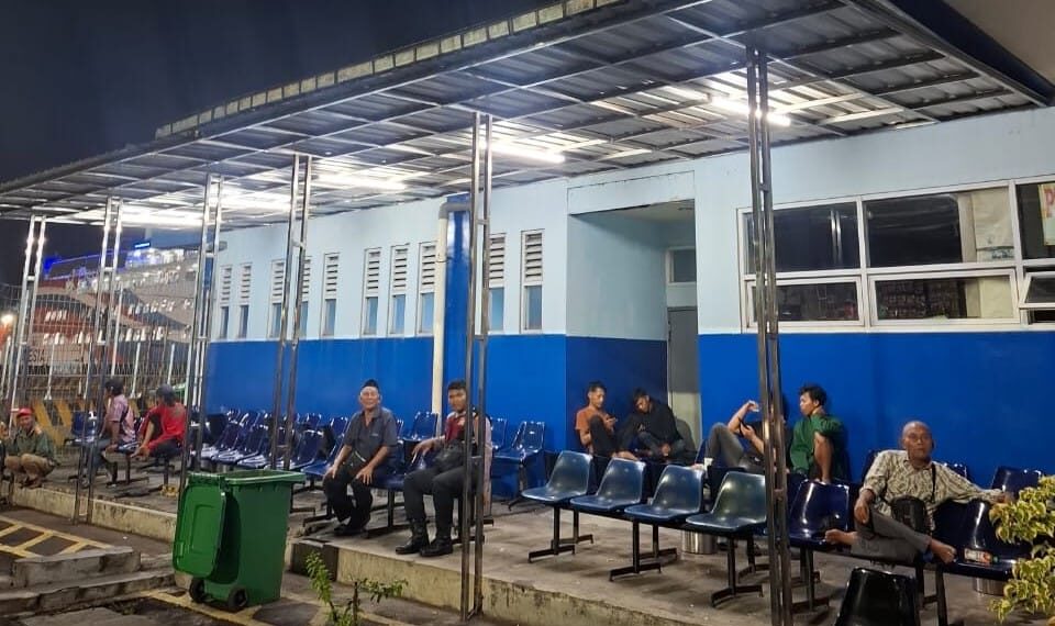 Pelabuhan Tanjung Perak Tambah Fasilitas Hadapi Lonjakan Penumpang Nataru 2025/2026 1 Penambahan fasilitas meliputi penambahan unit pendingin ruangan, penyediaan Ruang Tunggu Prioritas bagi lansia, ibu hamil & penyandang disabilitas. (foto: ist)