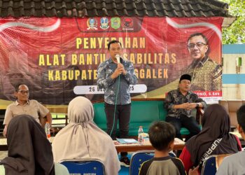 Disabilitas Trenggalek Terima Bantuan Alat Bantu, Deni Wicaksono Ajak Perkuat Layanan Inklusif