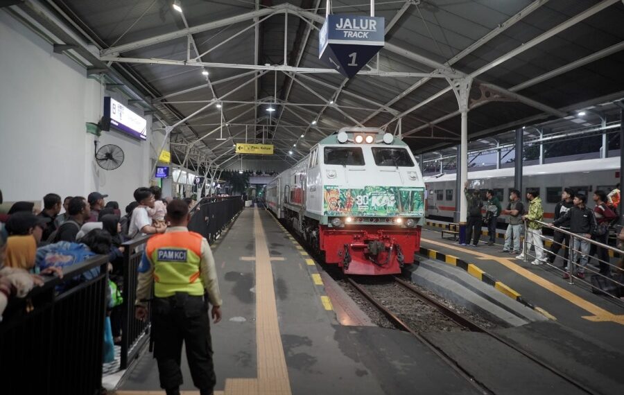 Libur Nataru Usai, KAI Commuter Surabaya Fokus Mobilitas Pekerja & Pelajar Tetap Lancar