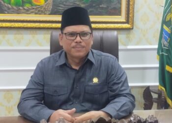 Ketua Dewan Apresiasi Rehab Gedung SD dan SMP Tepat Waktu