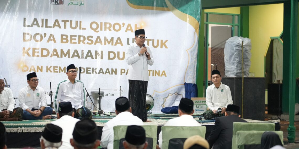 DPW PKB Jatim Gelar Peringatan Nuzulul Qur'an Sekaligus Konsolidasi Kader 1 DPW PKB Jatim saat gelar peringatan Nuzulul Qur'an