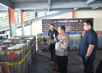 Polres Gresik Ungkap Penimbunan 17 Ribu Liter Solar Subsidi, Satu Tersangka Ditahan
