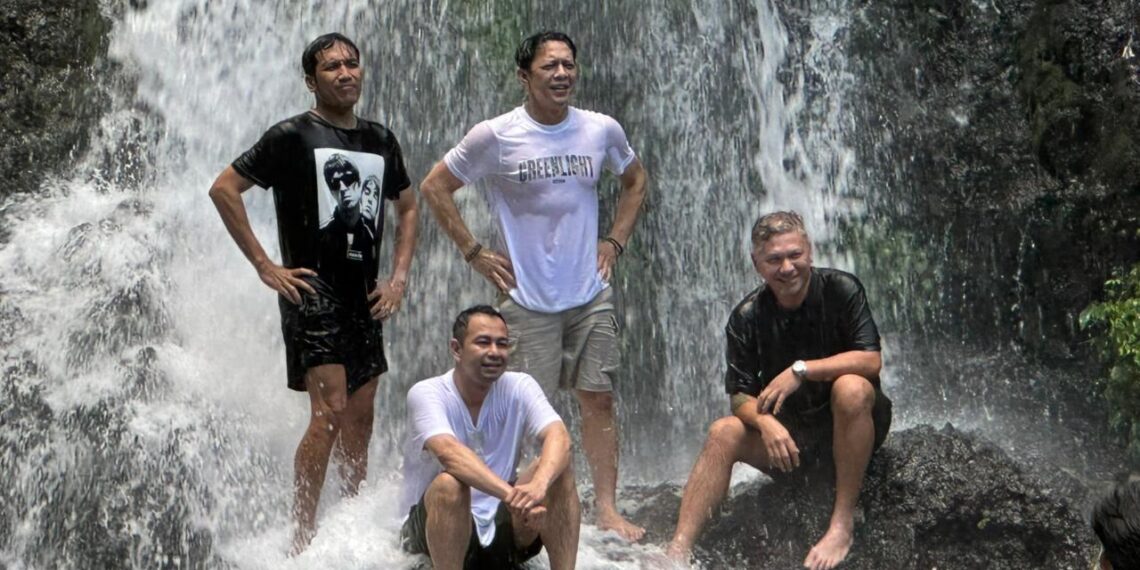 The Dudas Minus One Syuting Film di Banyuwangi, Raffi Ahmad Hingga Ariel Noah Eksplore Destinasi Wisata 1 The Dudas Minus One saat di Banyuwangi (Ist)