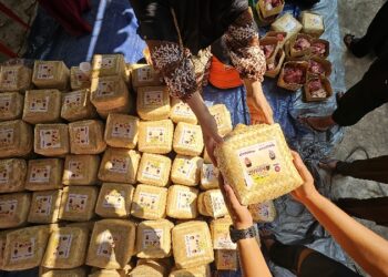 Dari Kader Untuk Masyarakat, PKS Jatim Tebar 71.555 Paket Daging Kurban
