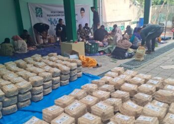 PKB Jatim Salurkan Seribu Lebih Hewan Kurban, Hampir 100 Ribu Paket Daging Dibagikan untuk Masyarakat