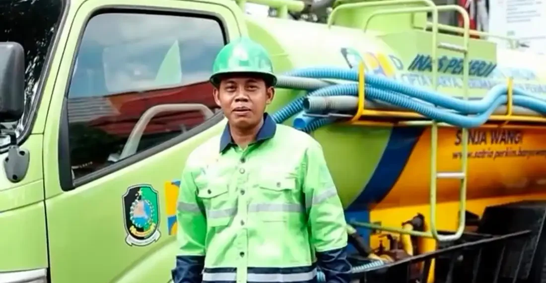 Petugas dan Kendaraan Senjawangi Dinas PU CKPP Banyuwangi