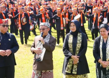 IPM Meningkat, Mendikdasmen Abdul Mu’ti Peringati Hardiknas di Banyuwangi