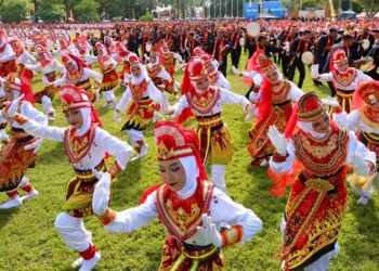 IPM Meningkat, Mendikdasmen Abdul Mu’ti Peringati Hardiknas di Banyuwangi