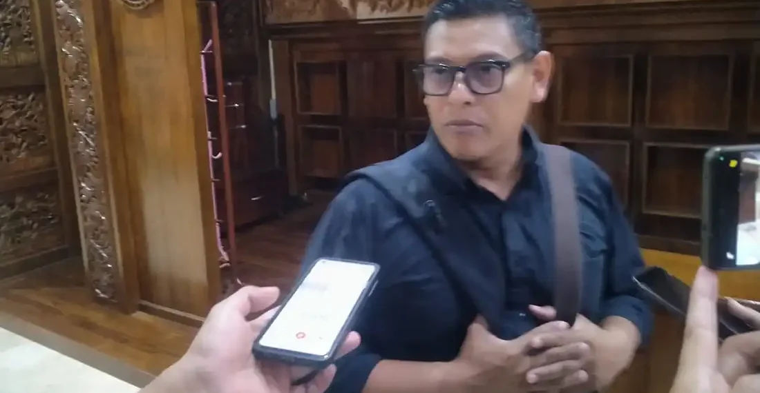 Perkuat Pengawasan BUMD, Pansus DPRD Jatim Rekomendasikan Sistem Monitoring Digital ke Gubernur 1 Pimpinan Pansus BUMD DPRD Jatim Abdulah Abubakar
