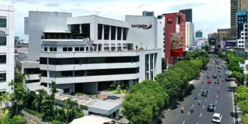 Tegaskan Komitmen terhadap Pertumbuhan Berkelanjutan, Jajaran Direksi Bank Jatim Lakukan Pembelian Saham