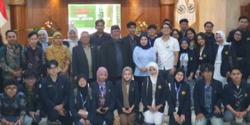 Mahasiswa HTN Unej Belajar Proses Pembentukan Perda ke DPRD Jatim