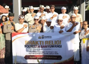 Kapolresta Banyuwangi Rajut Kerukunan Bersama Umat Hindu di Momen Hari Raya Galungan dan Kuningan