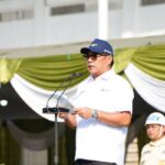 Petrokimia Gresik Rayakan HUT ke-54, Kinerja Produksi Terus Tumbuh dan Perkuat Transformasi Berkelanjutan Direktur Utama Petrokimia Gresik, Daconi Khotob, saat memimpin Upacara Hari Ulang Tahun ke-54 Petrokimia Gresik.JPG
