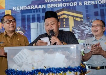 Pendapatan Pajak Gresik Capai 52,91 Persen, Bupati Yani: Semua Kembali untuk Masyarakat