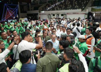 Kolaborasi dengan Kemenko Pangan, Petrokimia Gresik Salurkan Bantuan Sembako untuk 600 Penerima