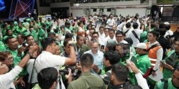 Kolaborasi dengan Kemenko Pangan, Petrokimia Gresik Salurkan Bantuan Sembako untuk 600 Penerima 2 Kolaborasi dengan Kemenko Pangan, Petrokimia Gresik Salurkan Bantuan Sembako untuk 600 Penerima