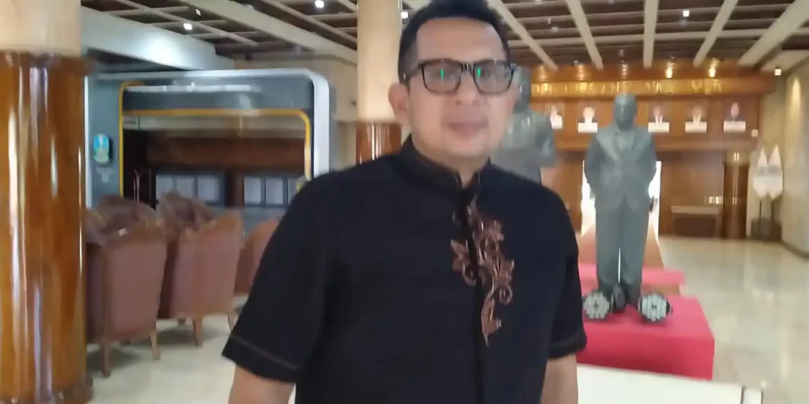 Sekretaris DPRD Jatim Ali Kuncoro