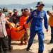 Korban Hilang Terseret Ombak di Perairan Pulau Merah Ditemukan Meninggal 5 Korban Hilang Terseret Ombak di Perairan Pulau Merah Ditemukan Meninggal