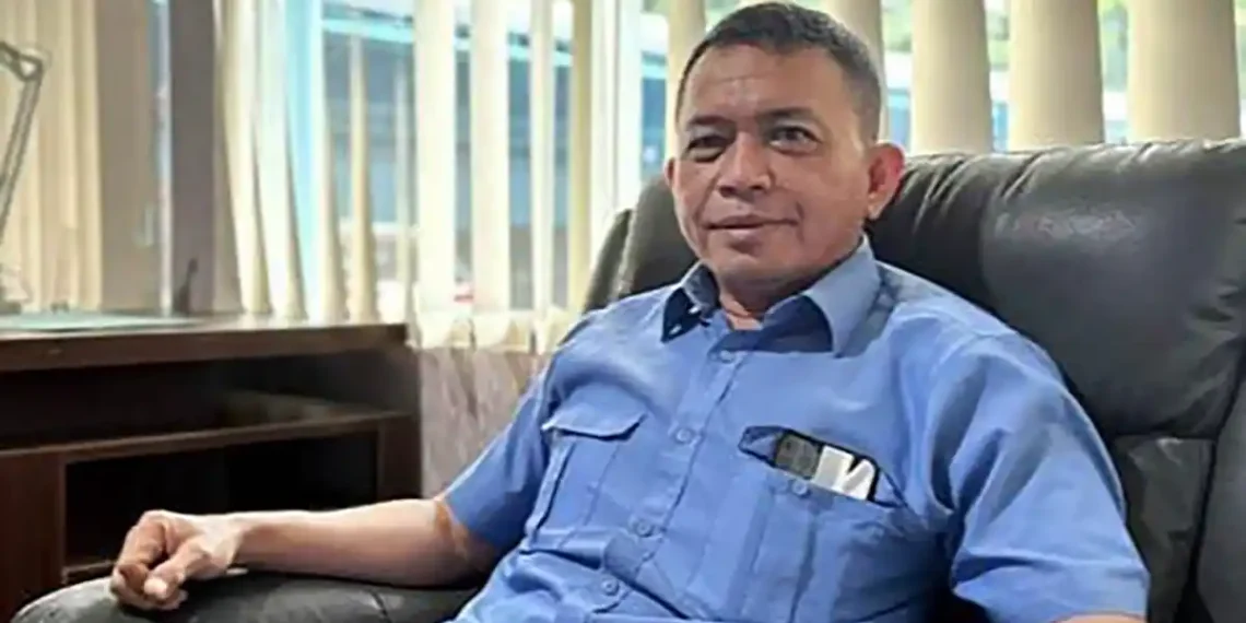 Direktur Perumdam Giri Nawa Tirta Kabupaten Pasuruan, Za'ari ST.