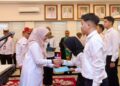 79 CPNS Banyuwangi Terima SK, 17 Diantaranya Dokter Spesialis dan Nakes 42 79 CPNS Banyuwangi Terima SK, 17 Diantaranya Dokter Spesialis dan Nakes