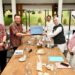 Perkuat Kualitas Pendidikan, Pemkab Banyuwangi Gandeng Dunia Usaha Kolaborasi Program Pembinaan Sekolah 5 Perkuat Kualitas Pendidikan, Pemkab Banyuwangi Gandeng Dunia Usaha Kolaborasi Program Pembinaan Sekolah