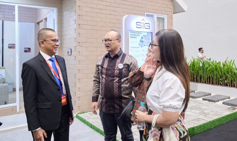 SIG Dukung Program 3 Juta Rumah, Hadirkan Bata Interlock Presisi