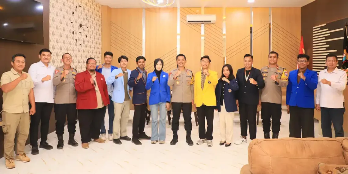 Kapolres Kediri Kota saat menerima audiensi perwakilan BEM Kediri Raya (BKR) Selasa (18/8/2026)