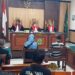 Digugat, Puluhan Warga Kampung Sate Geruduk PN Gresik Kawal Proses Sidang