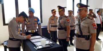 Kasat Samapta dan Dua Kapolsek Polresta Banyuwangi Berganti