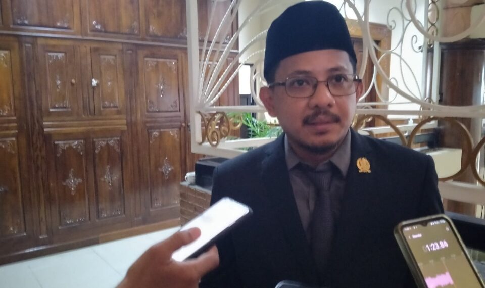 Ketua Fraksi NasDem DPRD Jatim Nasih Aschal