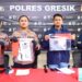 Dua Terduga Pelaku Curanmor di Gresik Ditangkap, Polisi Kembalikan Motor kepada Korban