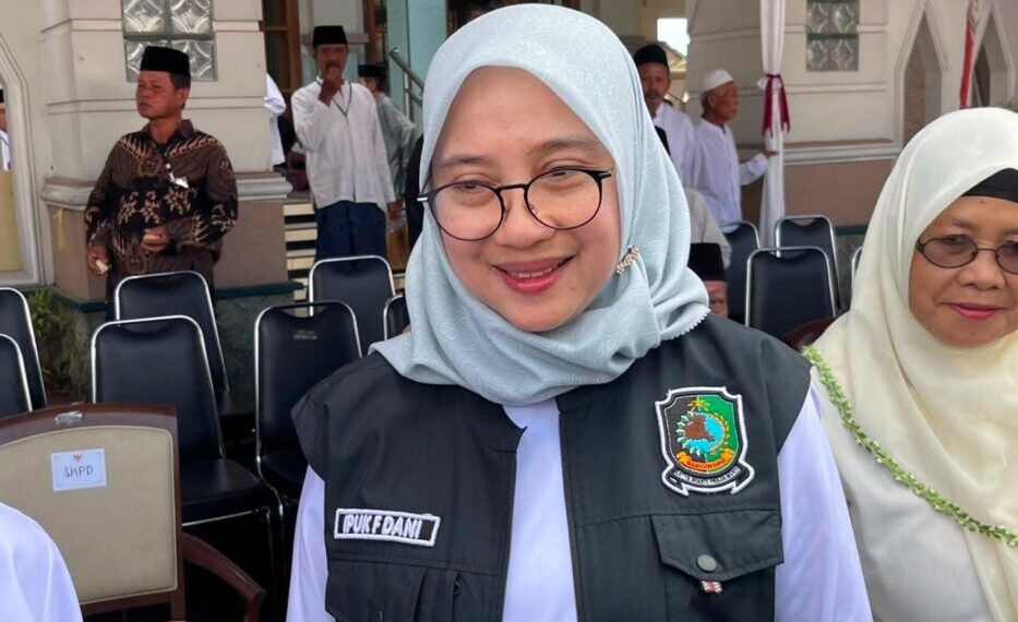 Bupati Banyuwangi Ipuk Fiestiandani, saat soft launching Bapenda Online (Ist)