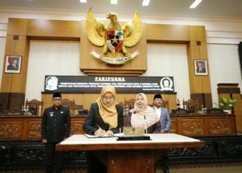 Perda Pekerja Migran Banyuwangi Resmi Disahkan, Jamin Kepastian Perlindungan dan Pekerjaan yang Layak