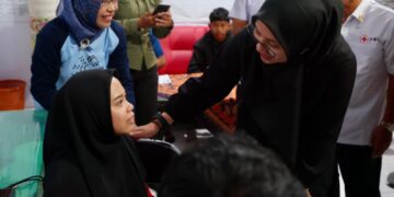Selama 12 Tahun, Pemkab Banyuwangi, PMI dan JFF Kolaborasi Bantu Ribuan Warga Operasi Katarak Gratis