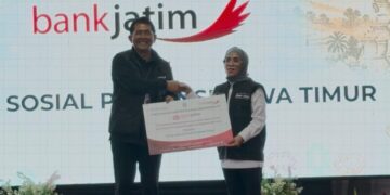 Dukung Kegiatan Puncak Hari Jadi ke-81 Pemprov Jatim, Bank Jatim Salurkan CSR kepada Dinsos Jawa Timur